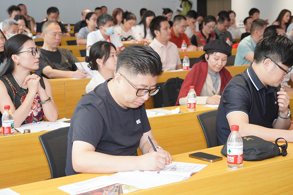 人工智能发展及 Deepseek 智能体在企业中的应用